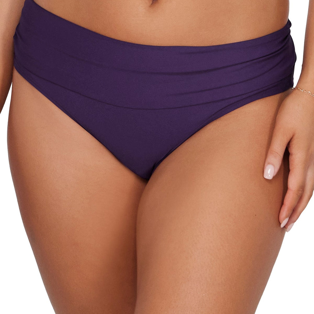 
                      
                        Sunsets Paradise Plum Unforgettable Bottom
                      
                    
