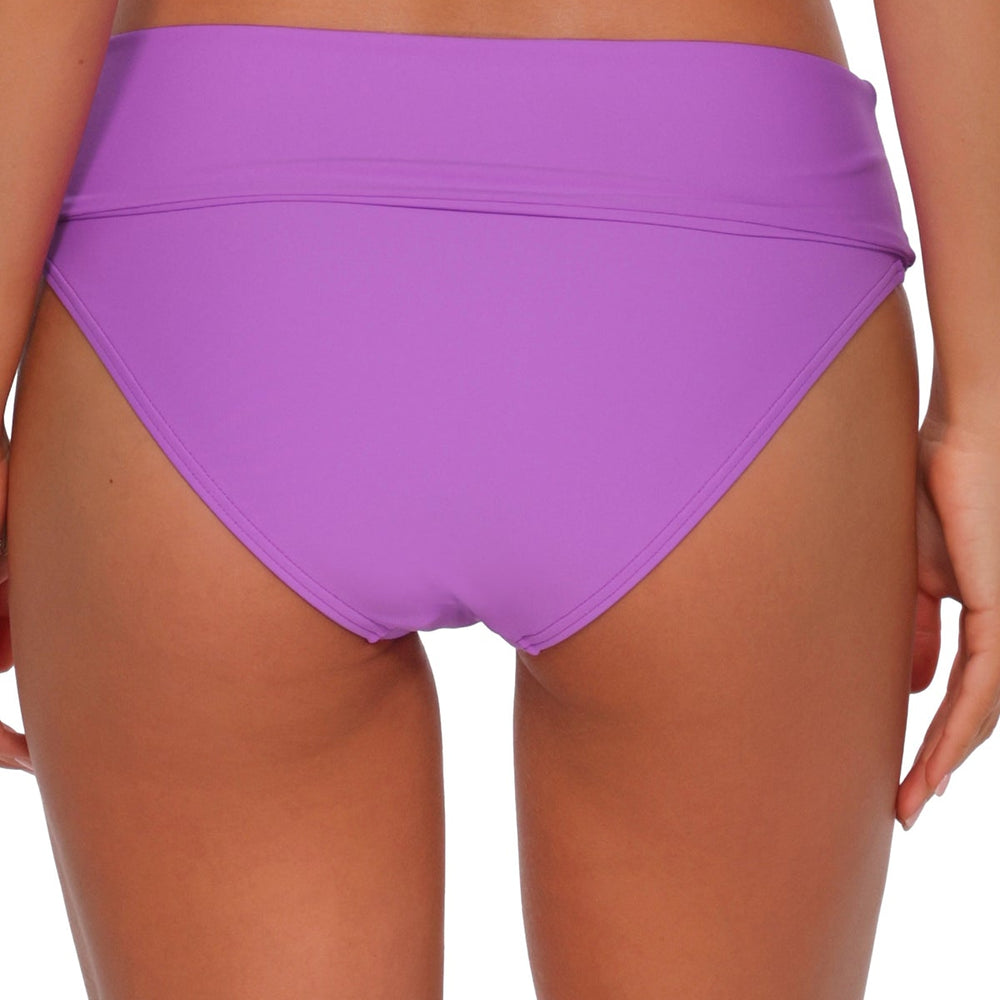 
                      
                        Sunsets Berry Burst Capri High Waist Bottom
                      
                    