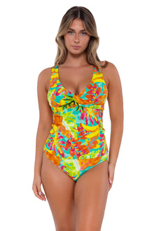  Sunsets Lush Luau Elsie Tankini Top Cup Sizes C to DD