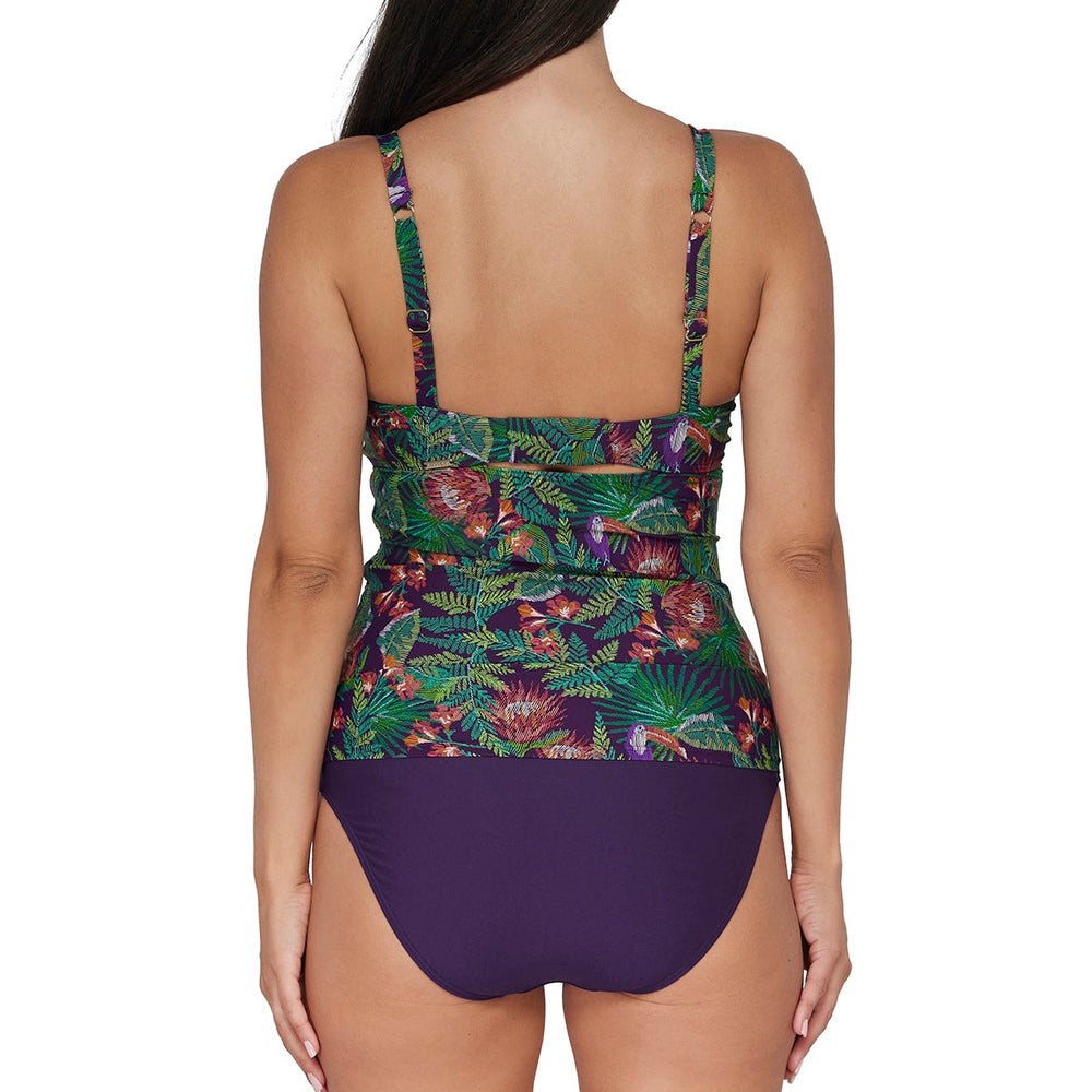 
                      
                        Sunsets Welcome To Rio Zuri V-Wire Tankini Top
                      
                    