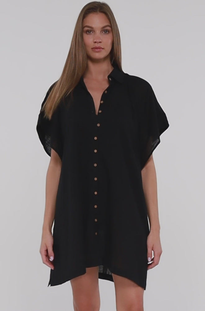 
                      
                        Load and play video in Gallery viewer, Sunsets Black Shore Thing Tunic Cover Up
                      
                    