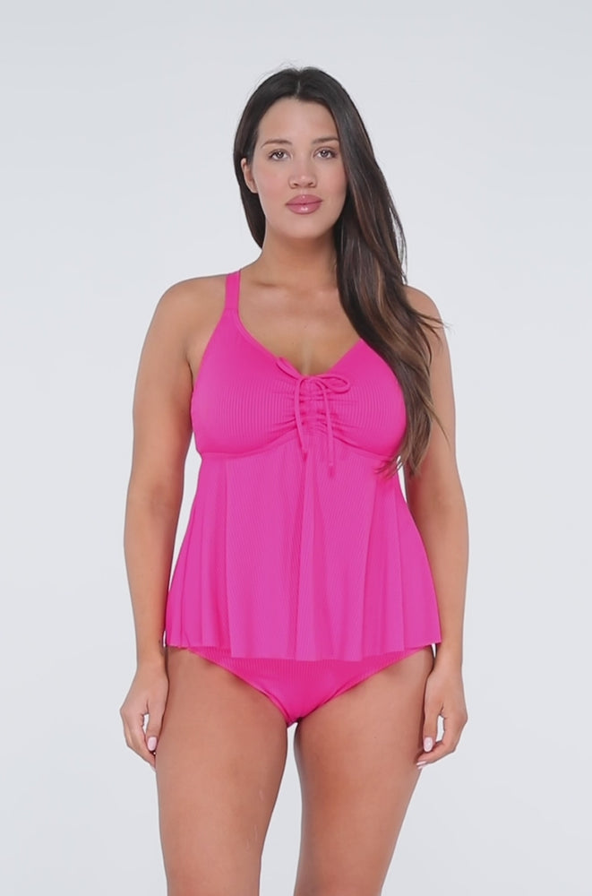 
                      
                        Load and play video in Gallery viewer, Sunsets Escape Begonia Sandbar Rib Marin Tankini Top
                      
                    